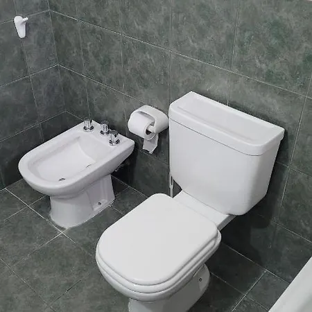 Apartamento Mara, Amplio, Luminoso Y Calido Puerto Madryn Exterior foto