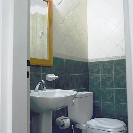 Apartamento Mara, Amplio, Luminoso Y Calido Puerto Madryn Exterior foto